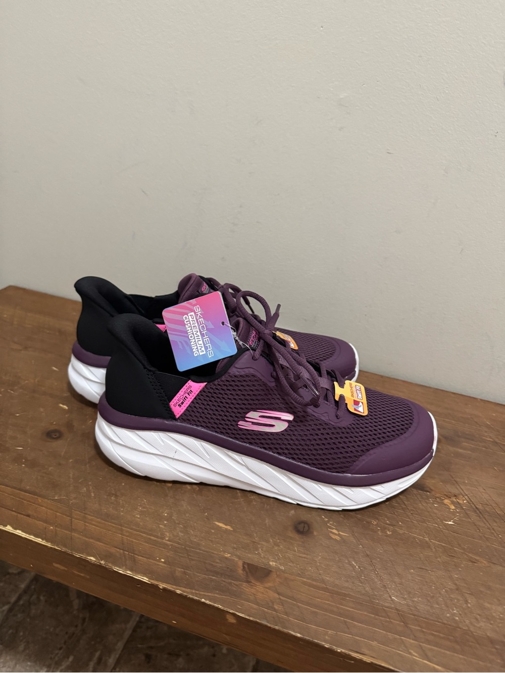 Skechers Women's Plum and Pink Slip-On Athletic Sneakers Size 10